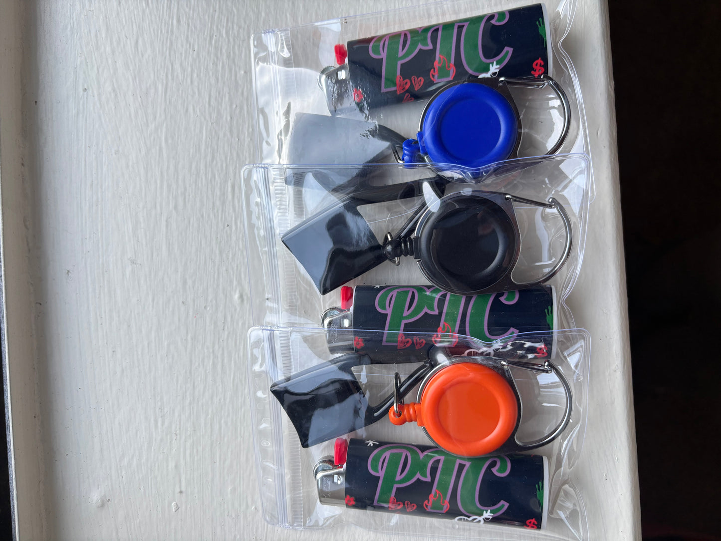 "PTC" Lighter and leash